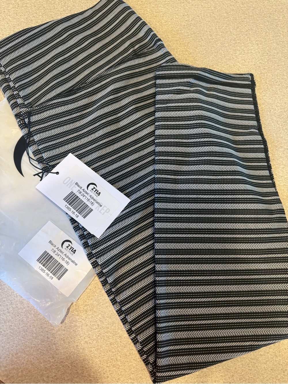 ZYIA Black Aztec Adrenaline 7/8 24” (16-18)